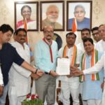 052