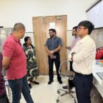 अस्पतालों में संचालित गतिविधियों का औचक निरीक्षण  (2)